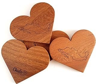 Juego de 4 portavasos de madera en forma de corazón tallados a mano