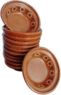 Platos hondos de barro artesanal ideales para pozole y birria